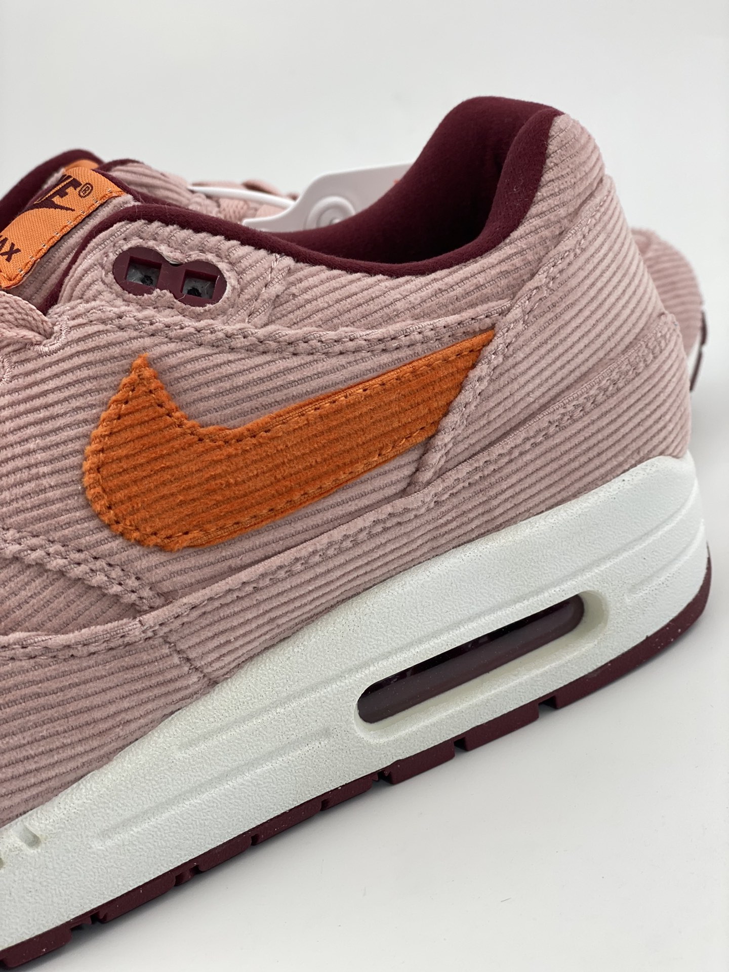 240 Nike Air Max 1 PRM 桃粉灯芯绒 复古休闲气垫跑步鞋 FB8915-600