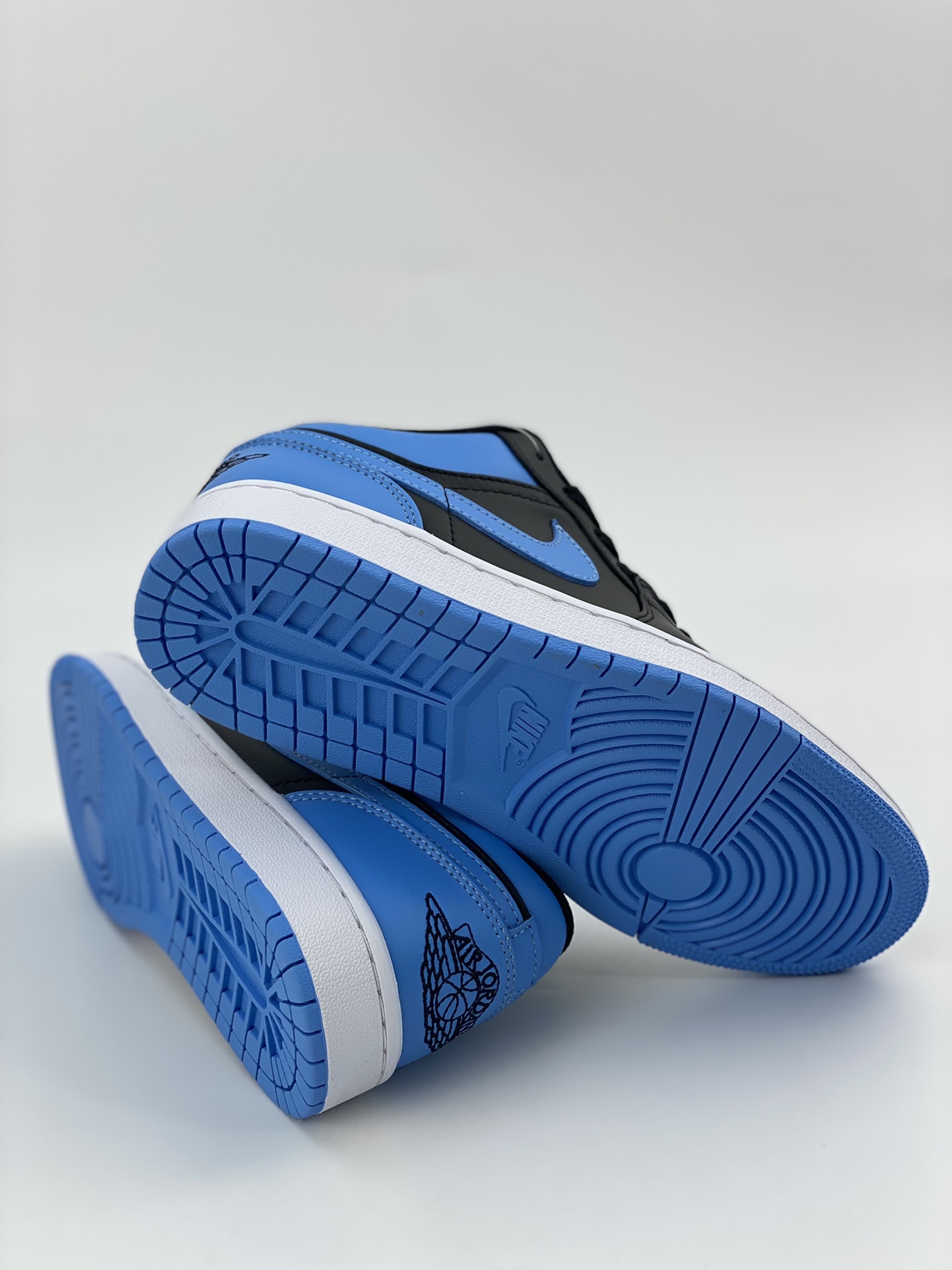 200 Air Jordan 1 Low 黑蓝 553560-041