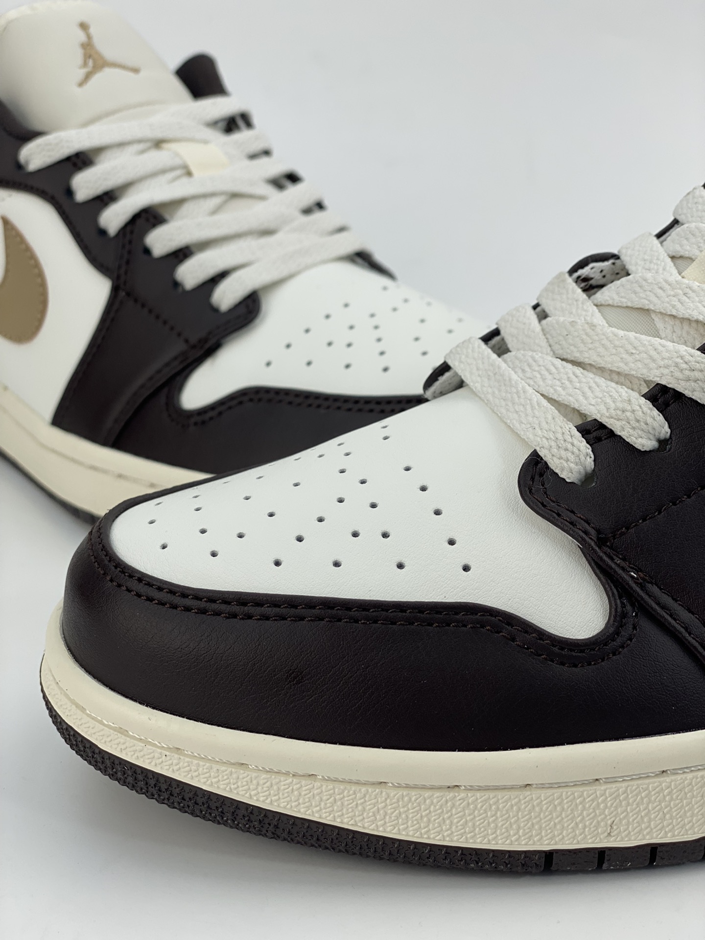 200 Air Jordan 1 Low 白棕  DC0774-200