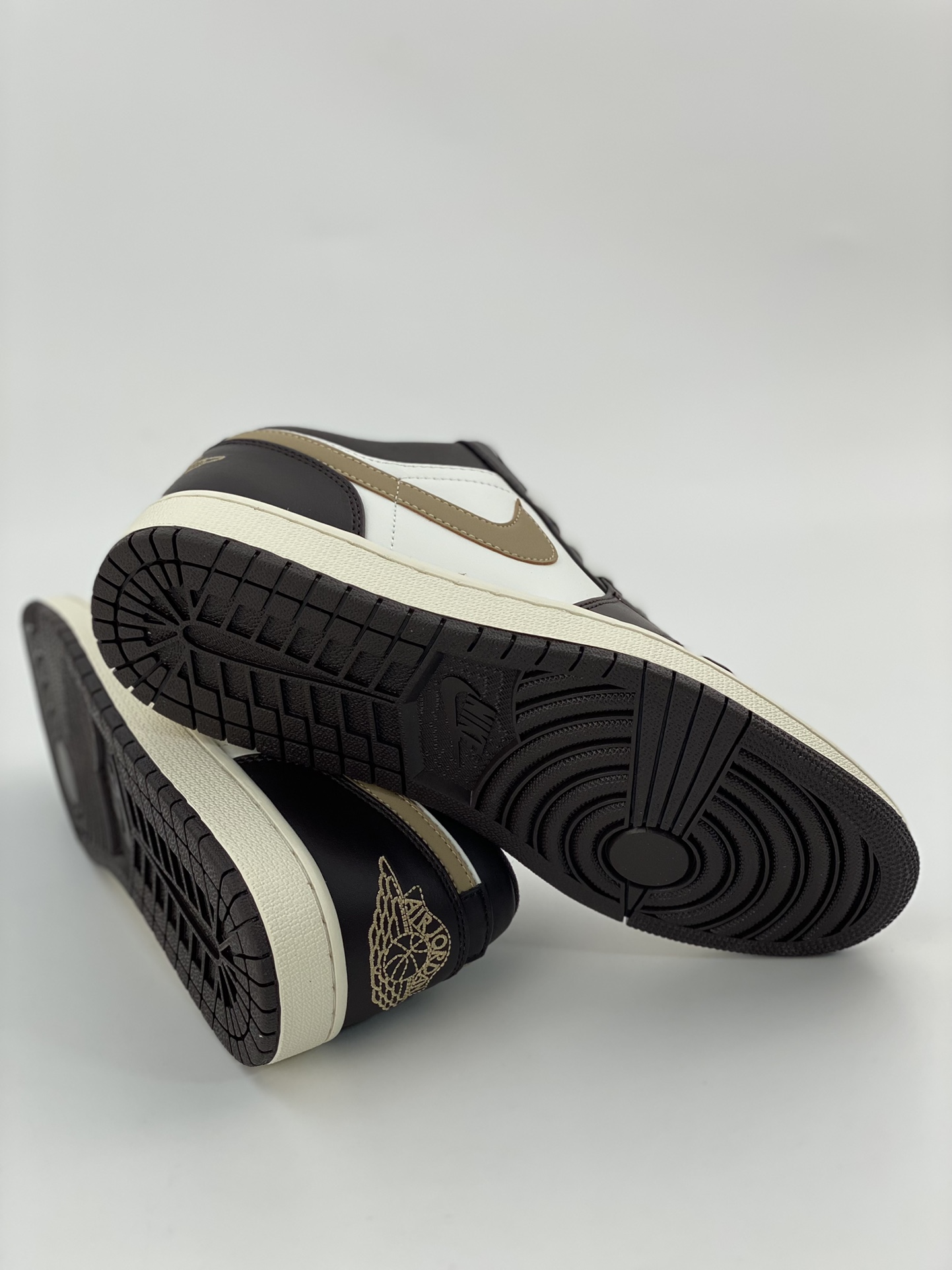 200 Air Jordan 1 Low 白棕  DC0774-200