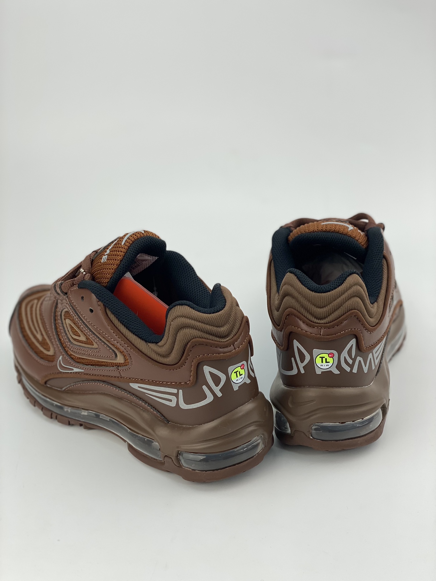230 Supreme x Nike Air Max98 TL 全掌气垫减震跑步鞋 DR1033-200