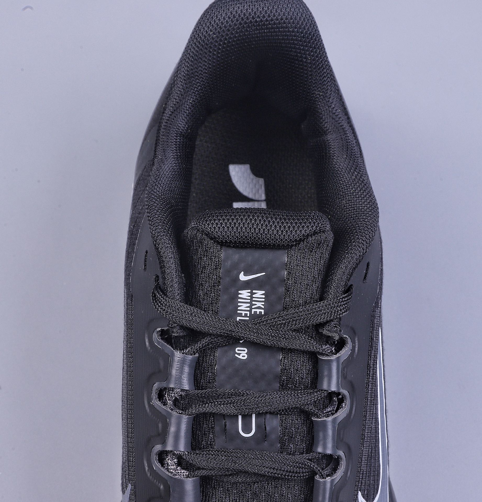 140 Nike Zoom Winflo 9 V9登月网面透气跑步鞋 DD6203-001