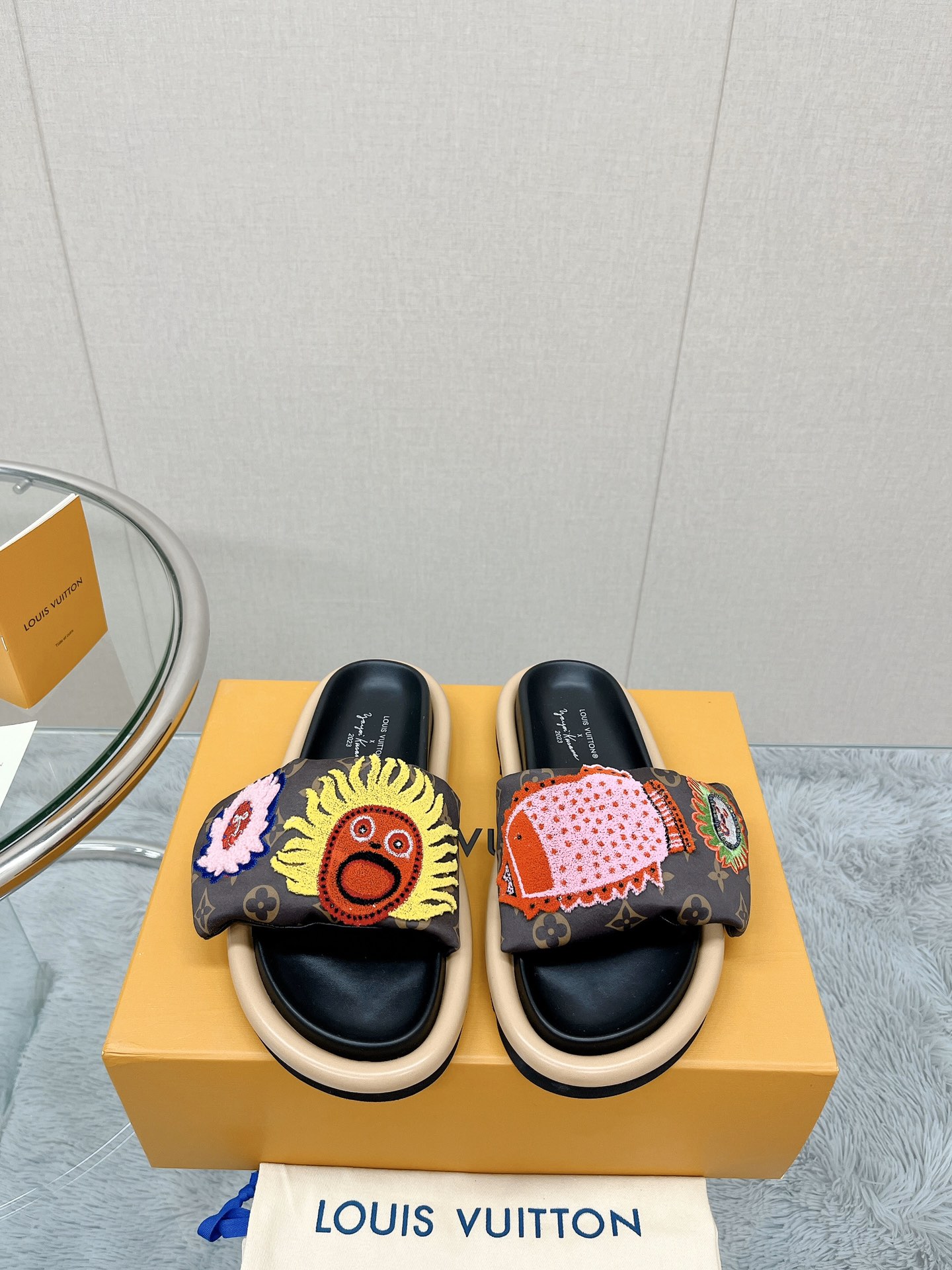 Louis Vuitton loui* vuitte** 23春夏新品魔术贴拖鞋