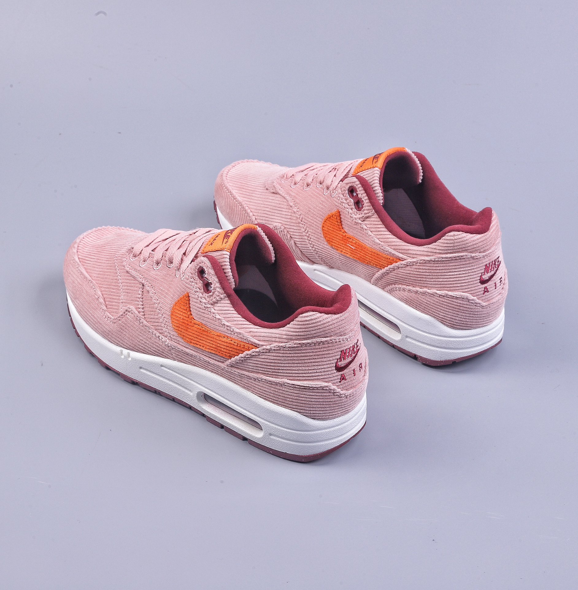 220 Max 1 小气垫灯芯绒 Nike Air Max 1 PRM充正神货FB8915-600