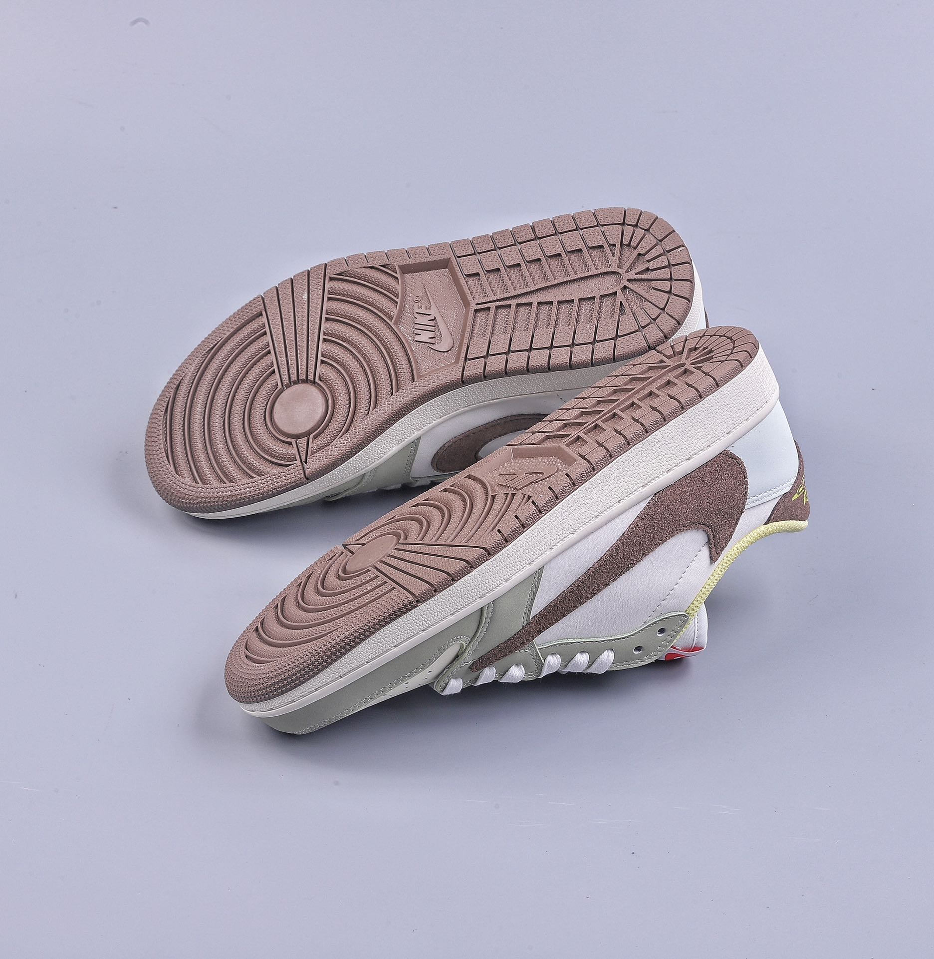 190 外贸 Fragment x TS x Air Jordan 1 Low 白绿倒钩低帮 DM7866-603