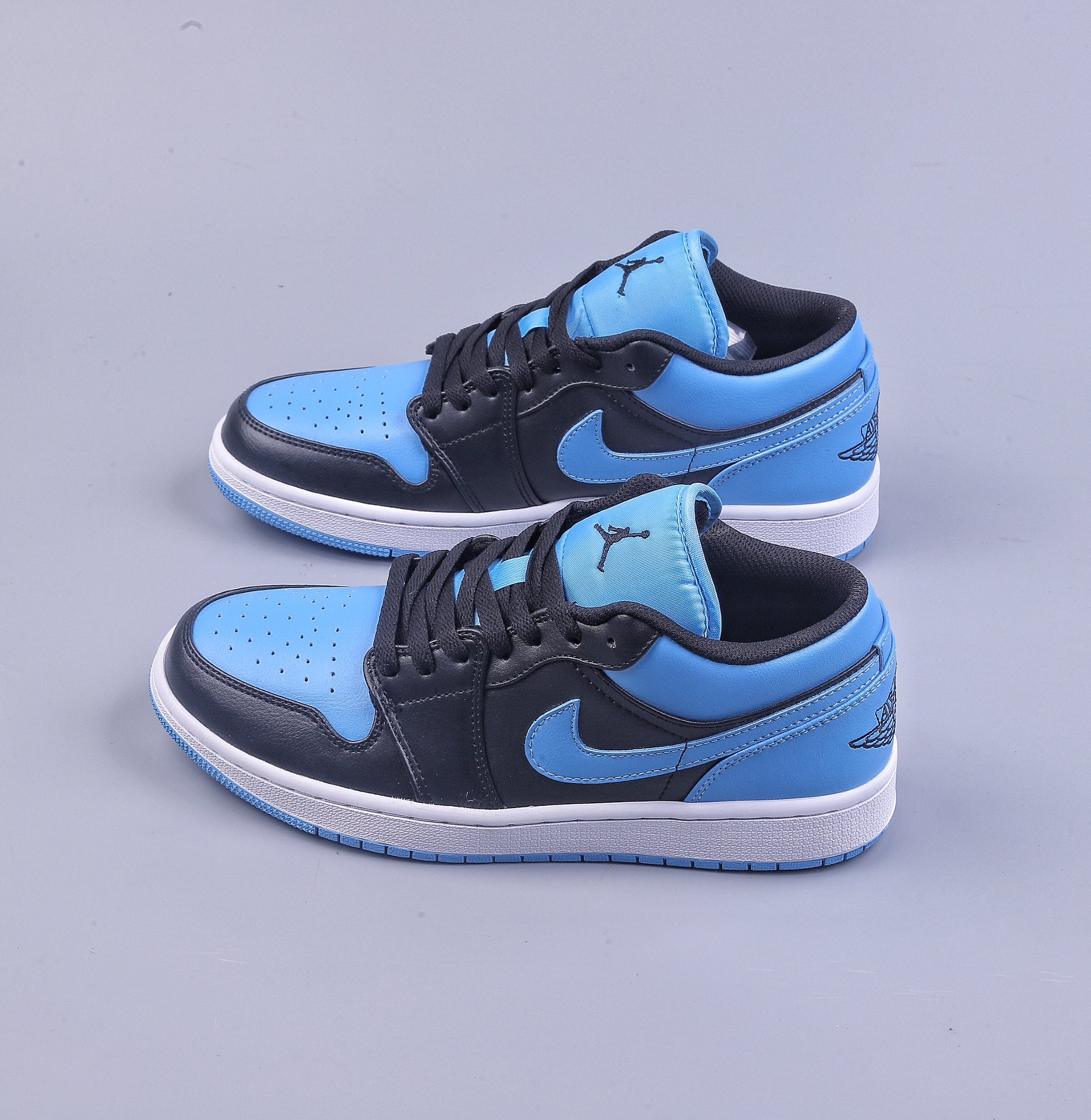 180 外贸 Air Jordan 1 Low AJ1 低帮复古运动篮球鞋 “黑篮脚趾” 553558-041