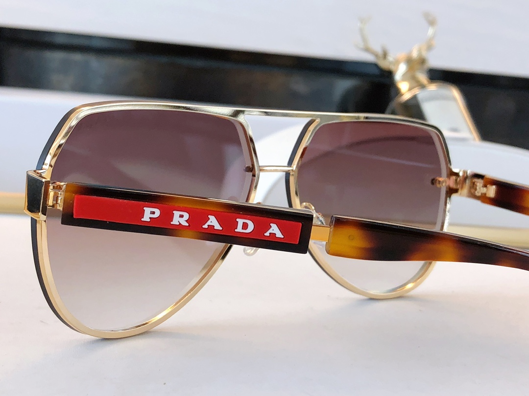PRADA普拉达字母logo镜腿钻石立体切割镜片太阳眼镜