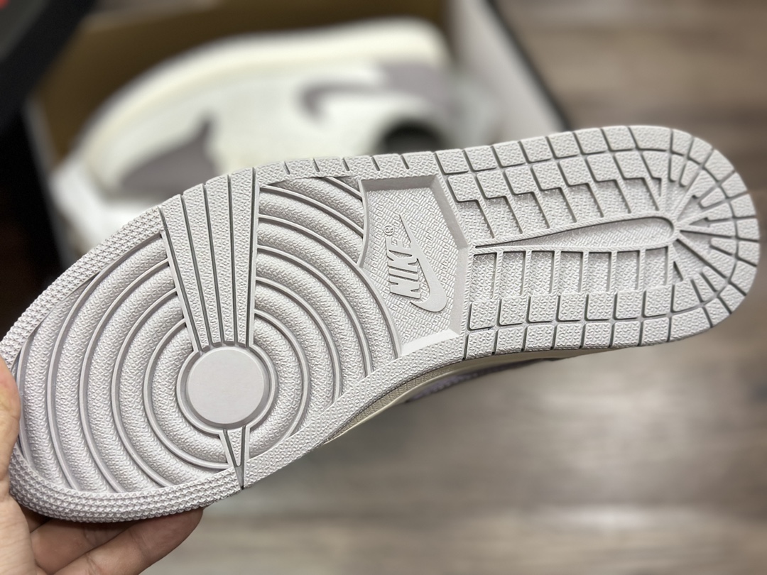 200 Air Jordan 1 Low aj1 乔1低帮篮球鞋  CZ0790-101