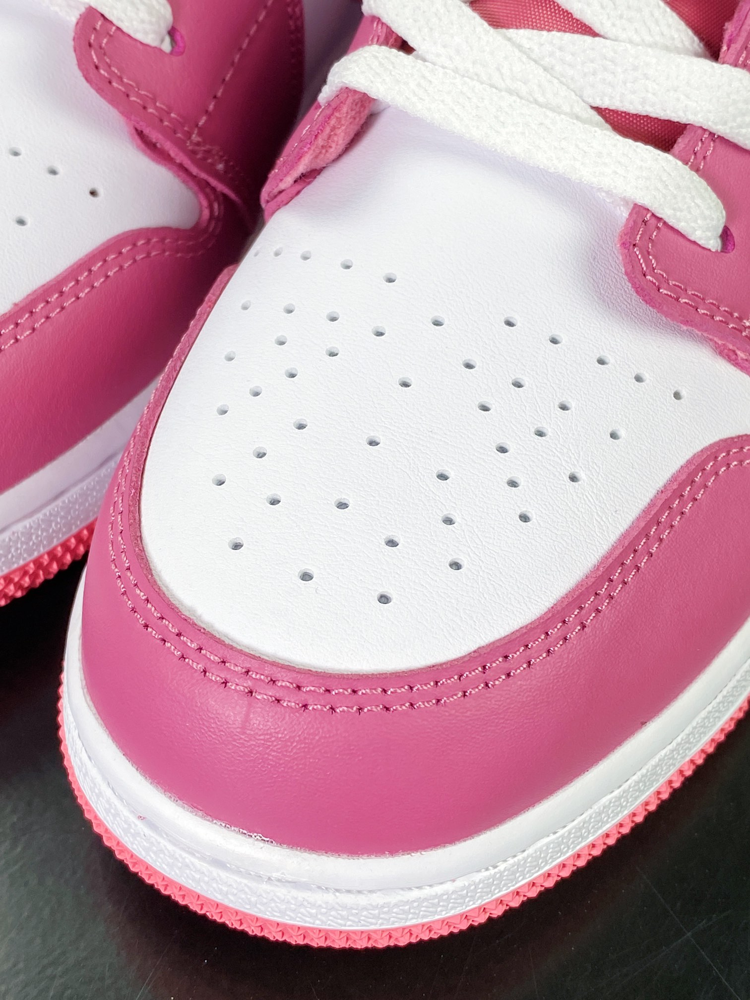 220 Air Jordan 1 Low”Desert Berry White Pink”AJ1乔丹一代低帮“果酱粉白”553560-616-莆田鞋,莆田鞋货源,高仿鞋,高仿鞋货源,安福档口,莆田高仿鞋,莆田鞋批发,高仿鞋批发,莆田高仿运动鞋,高仿运动鞋,莆田运动鞋 220 Air Jordan 1 Low”Desert Berry White Pink”AJ1乔丹一代低帮“果酱粉白”553560-616