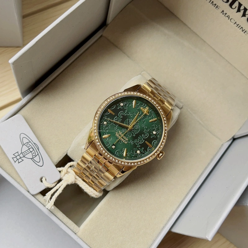 Часы Vivienne Westwood