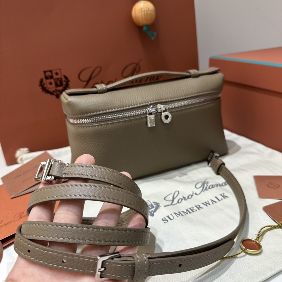L19大象灰ExtrapocketL19系列手提/斜挎包不被定义的生活才最自在就像loropiana的材