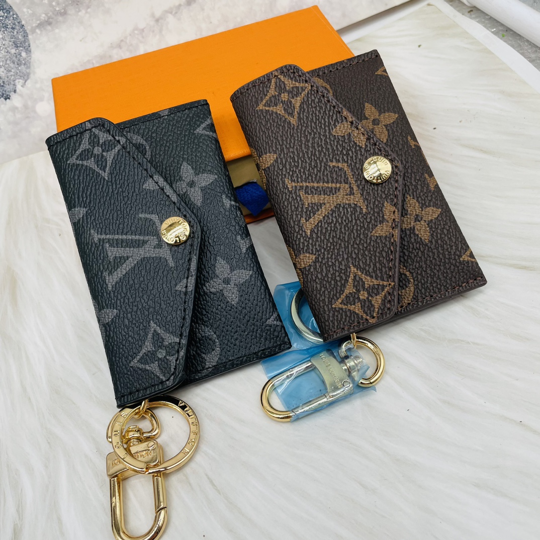 Leather envelope card holder front view