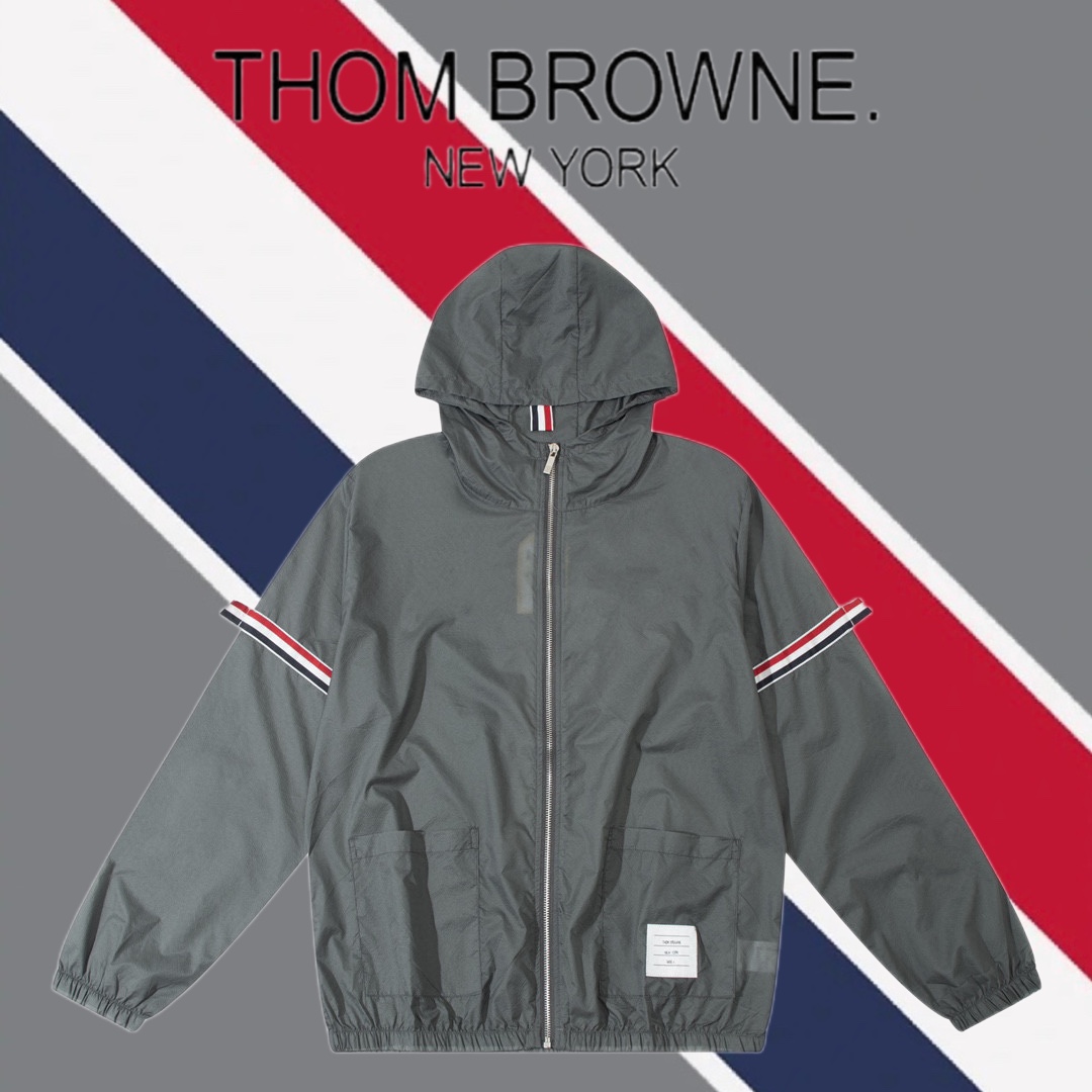 Thom Browne Giacca & Soprabito Abbigliamento per la Protezione Solare Marrone Viola Collezione Primavera/Estate Top con cappuccio