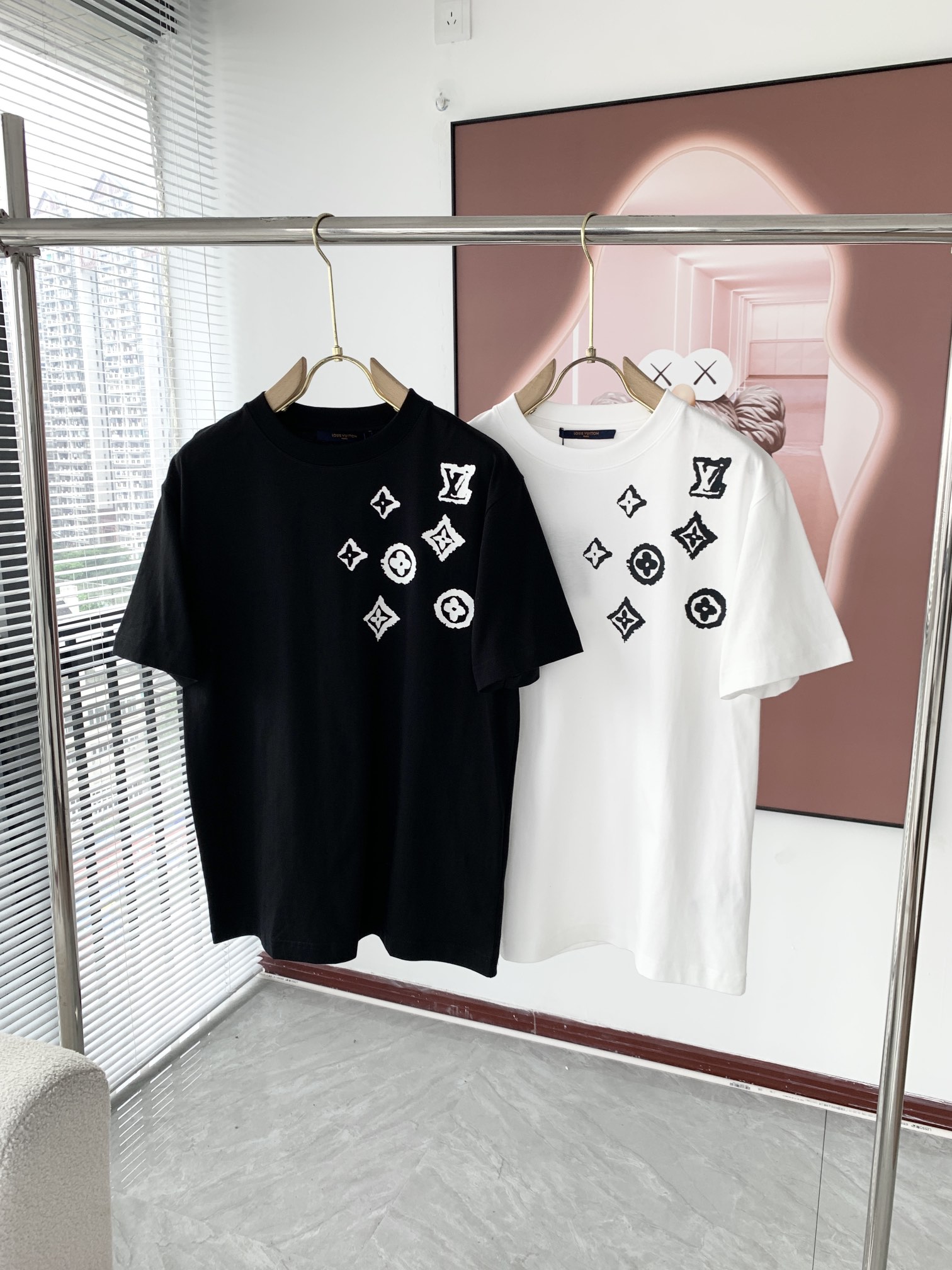 Where Can I Find
 Louis Vuitton Cheap
 Clothing T-Shirt Unisex Cotton Spring/Summer Collection Short Sleeve
