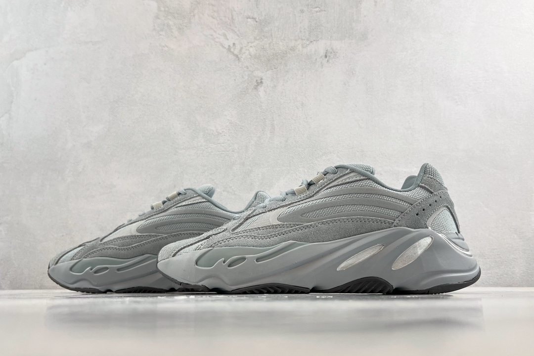 Adidas Yeezy Boost 700 V2 m-lospital Blue" Adidas Yeezy Boost 700 V2 m-lospital Blue"