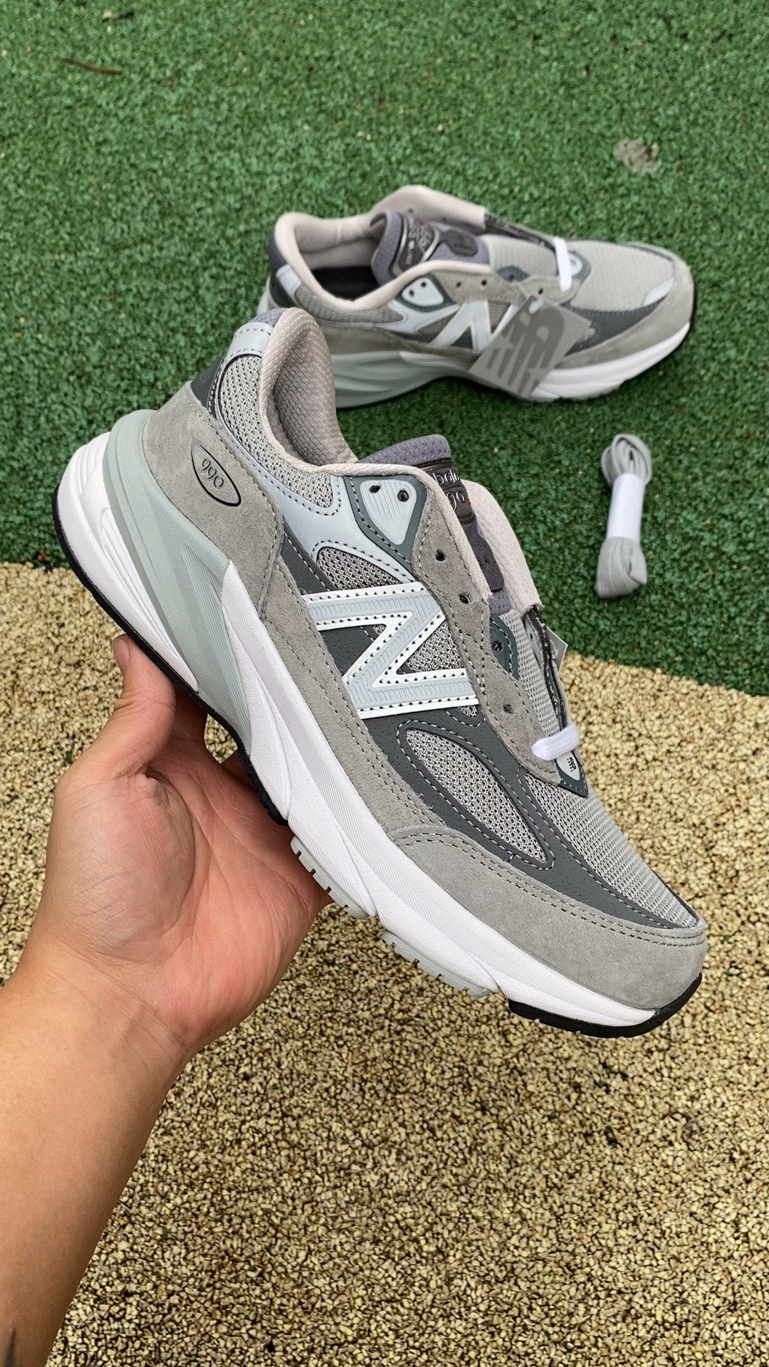 NB990v6白灰色尺码36-46.