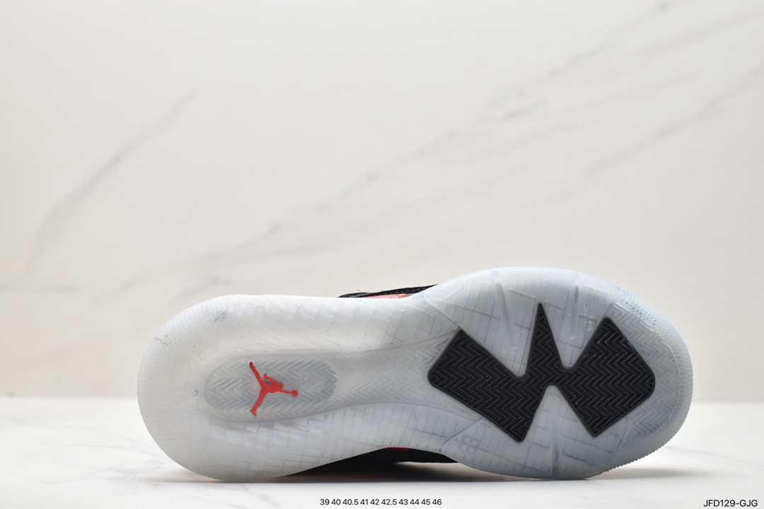 170 Air Jordan Mars 270 Low 低帮 黑红迷彩 AJ270 乔丹篮球鞋系列 货号：CK1196-008