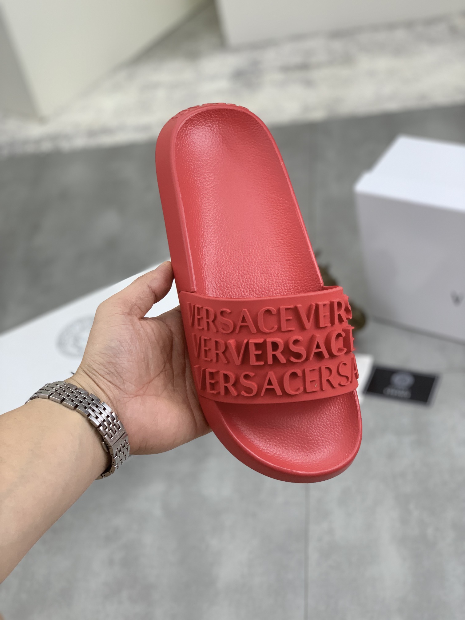 p150 Zapatillas de alta calidad [VERSACE] Versace zapatillas nuevo listado mano de obra perfecta! Fo