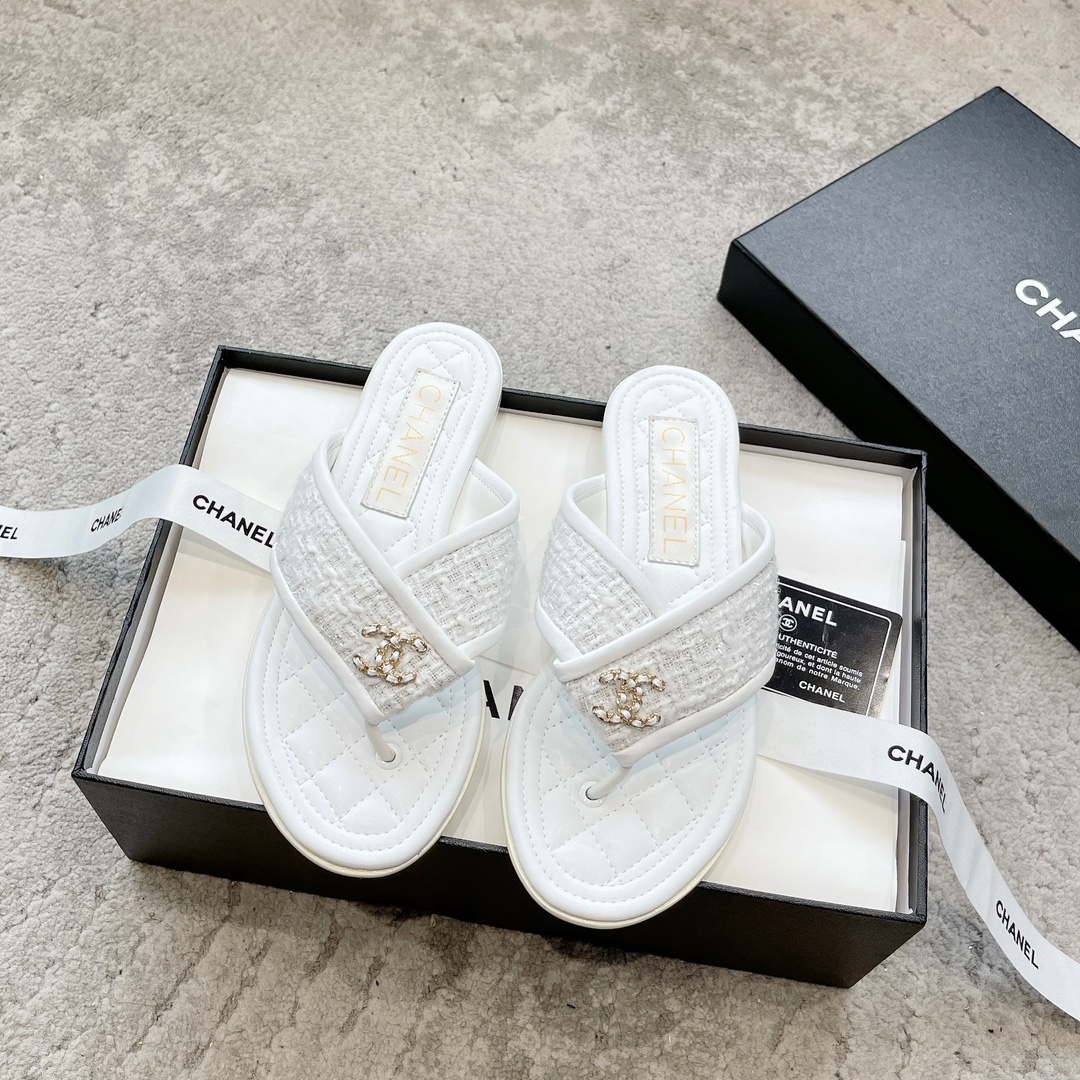 CHANEL тапкі з цялячай скуры, робяць ногі белымі, элегантны стыль