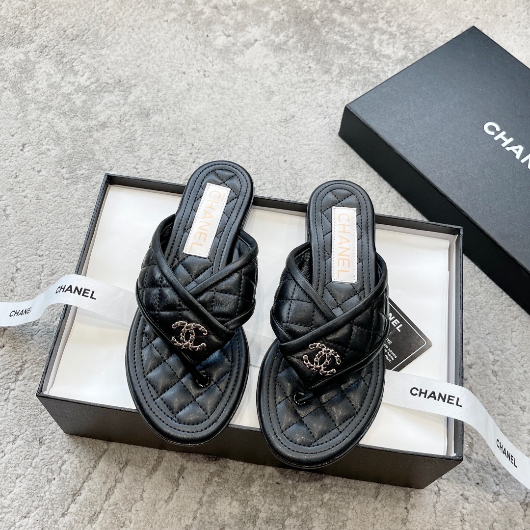 CHANEL тапкі з цялячай скуры, робяць ногі светлымі, элегантны стыль