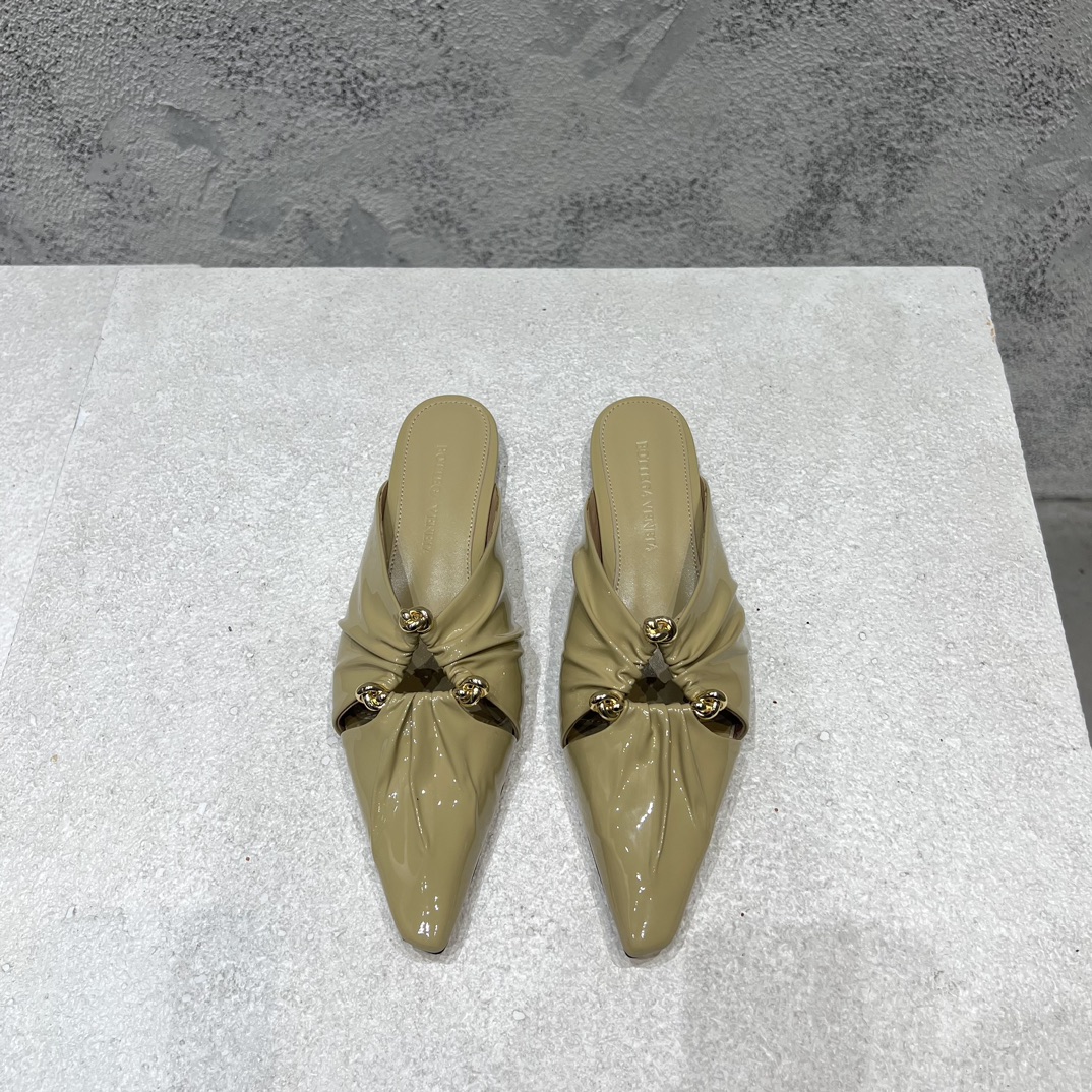Bottega Veneta Pointed Toe Mules in Light Green Patent Lambskin