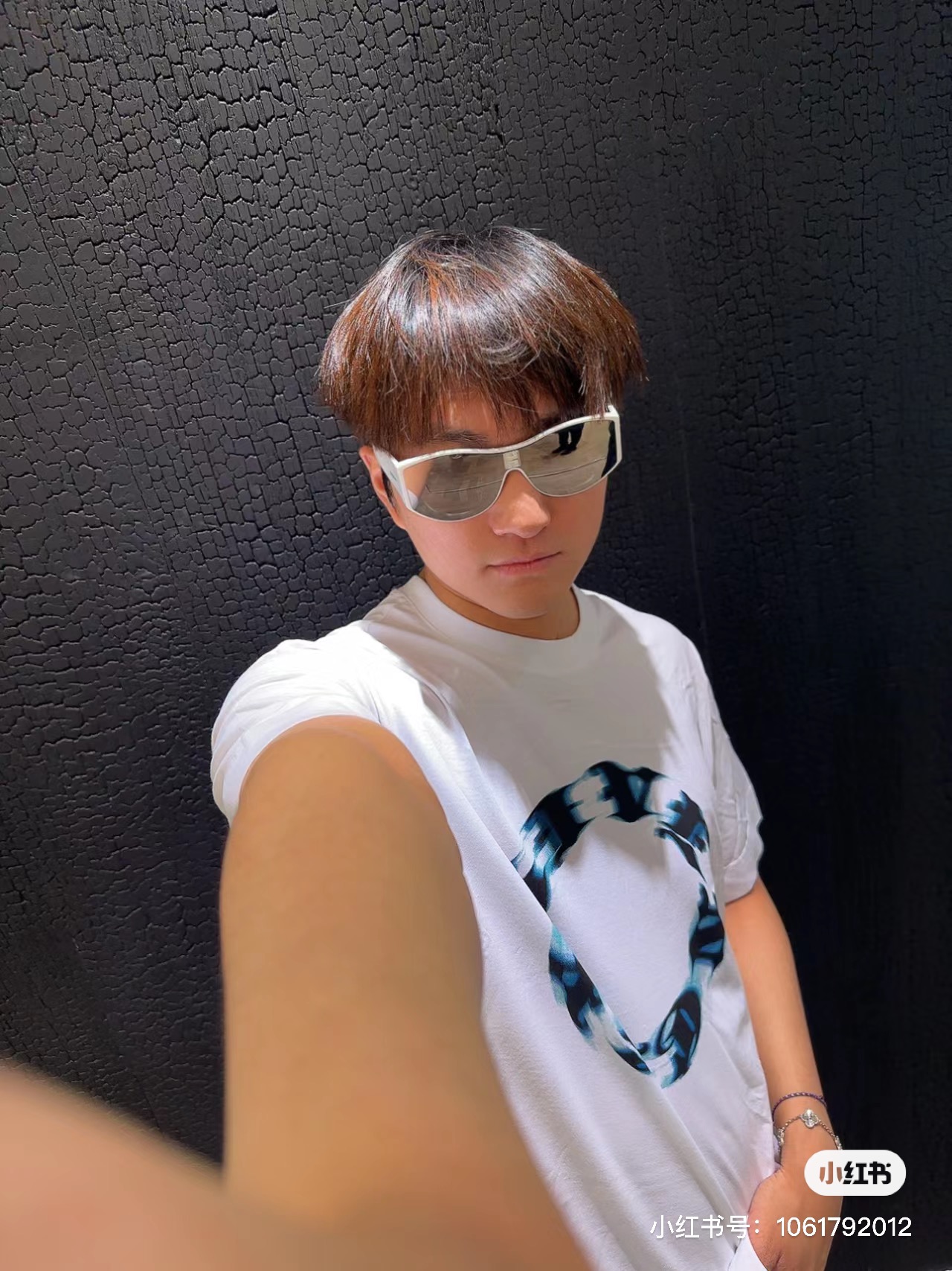 路易威登 Louis Vuitton 高定典藏名品高定成衣时装外套连衣裙衬衫T恤 #35B1FE27 3