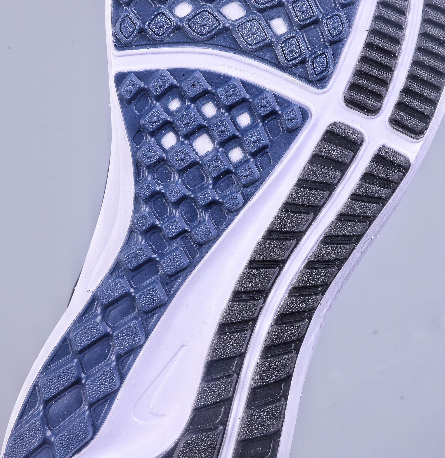 180 Nike Zoom Pegasus 登月40代系列 网面透气缓震疾速跑鞋 DV3853-400