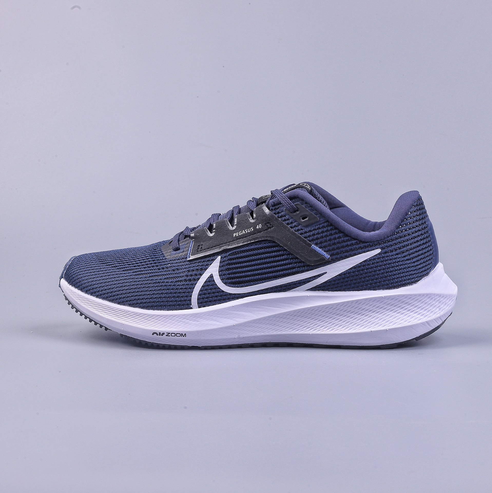 180 Nike Zoom Pegasus 登月40代系列 网面透气缓震疾速跑鞋 DV3853-400
