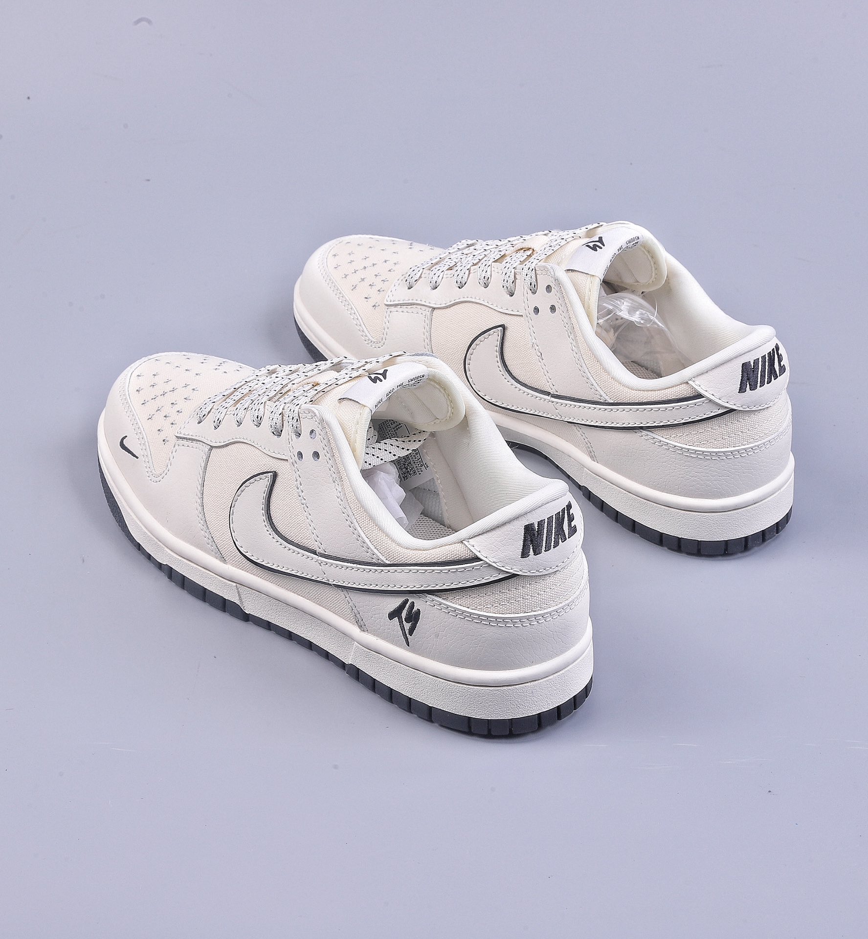 260 Nike SB Dunk Low ”TS联名帆布” 周年高端定制低帮休闲板鞋  FC1688-108