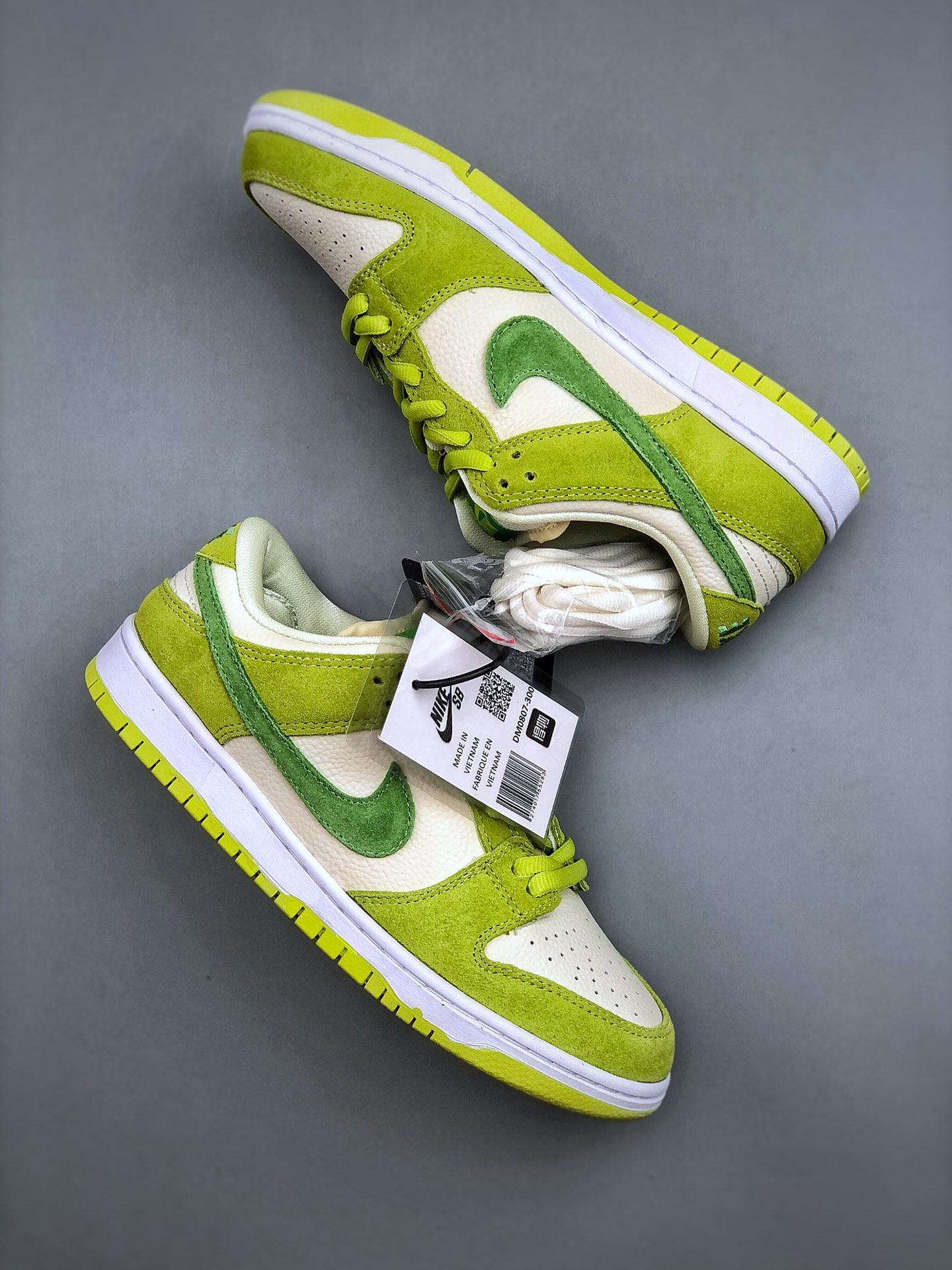 运动板鞋, 板鞋, Nike Dunk SB LOw SB Pro"Sour Apple", DM0807 300, Air Jordan 1 - 耐克 Nike Dunk SB LOw SB Pro"Sour Apple" 青苹果 潮流复古 防滑耐磨 低帮 休闲运动板鞋 男女同款 米绿 DM0807 300