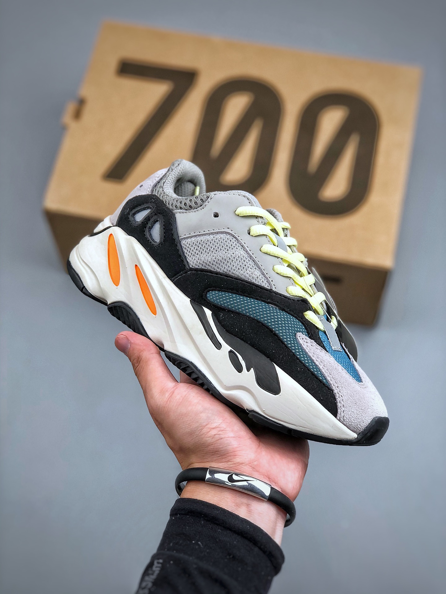 运动鞋, 老爹鞋, 球鞋, B75571, Adidas Originals Yeezy boost 700 “WaveRunner”, adidas originals Yeezy boost 700, adidas Originals - 阿迪达斯 Adidas Originals Yeezy boost 700 “WaveRunner” 经典潮流 防滑耐磨 低帮 运动老爹鞋 男女同款 灰白黑 B75571