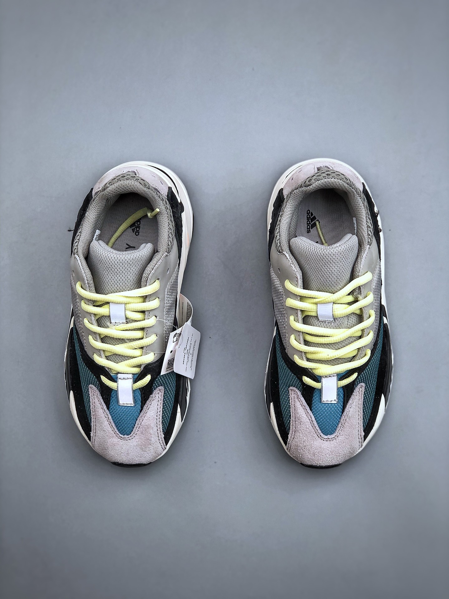 运动鞋, 老爹鞋, 球鞋, B75571, Adidas Originals Yeezy boost 700 “WaveRunner”, adidas originals Yeezy boost 700, adidas Originals - 阿迪达斯 Adidas Originals Yeezy boost 700 “WaveRunner” 经典潮流 防滑耐磨 低帮 运动老爹鞋 男女同款 灰白黑 B75571