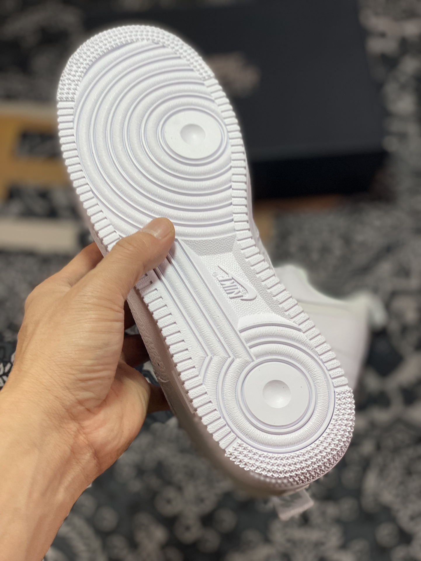 200 Nike Air Force 1 ′07 Low Premium ”White/black”空军一号板鞋“皮革白黑3M钩”CV3039-100