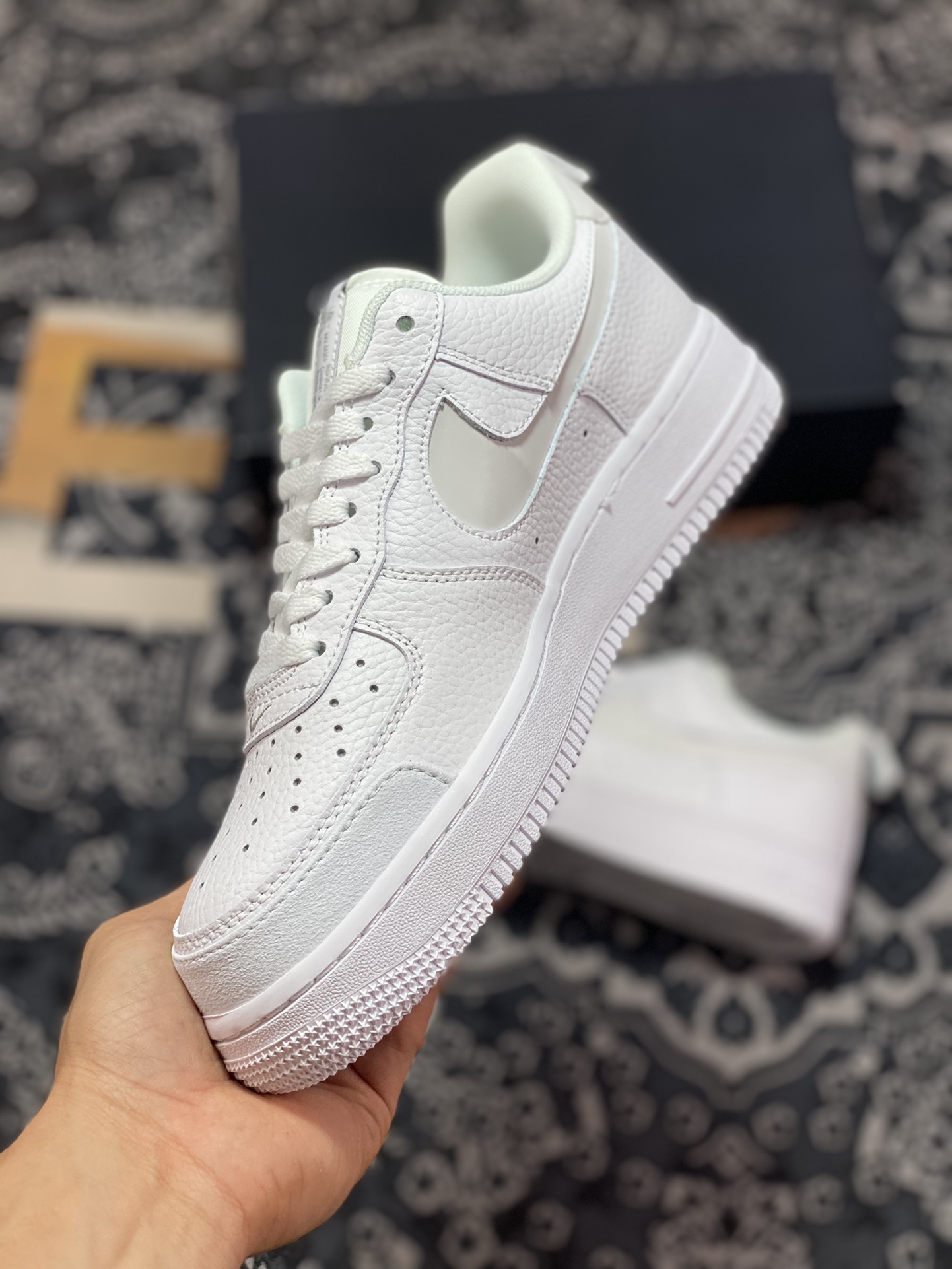 200 Nike Air Force 1 ′07 Low Premium ”White/black”空军一号板鞋“皮革白黑3M钩”CV3039-100