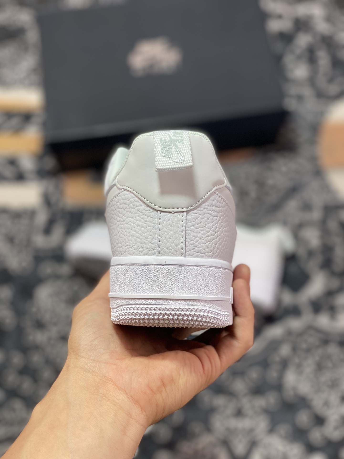 200 Nike Air Force 1 ′07 Low Premium ”White/black”空军一号板鞋“皮革白黑3M钩”CV3039-100