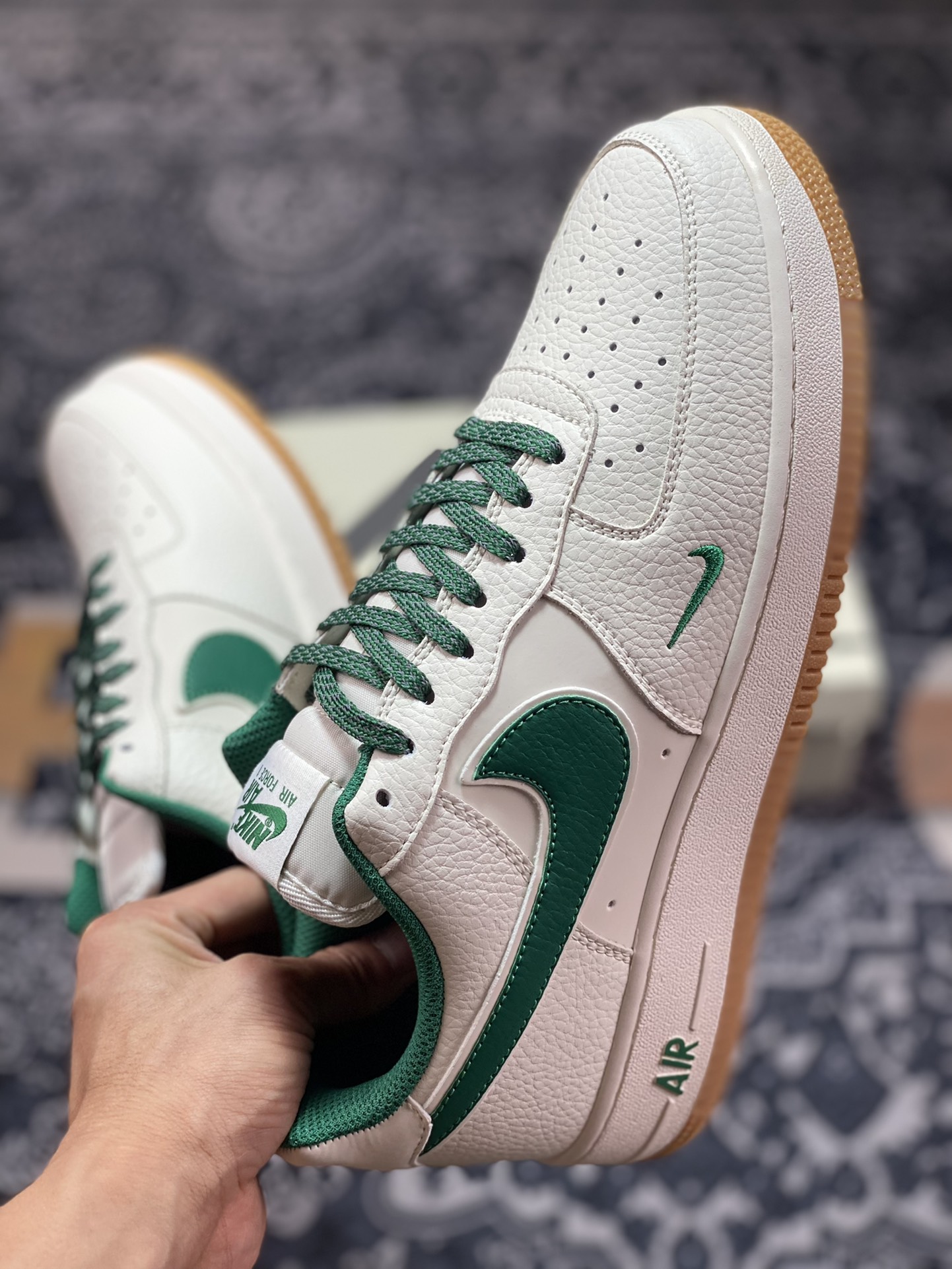 240 Nike Air Force 1’07 Low”Milky White/Grey/Gum”空军一号板鞋“奶白深绿小钩满天星生胶底”HD1689-103