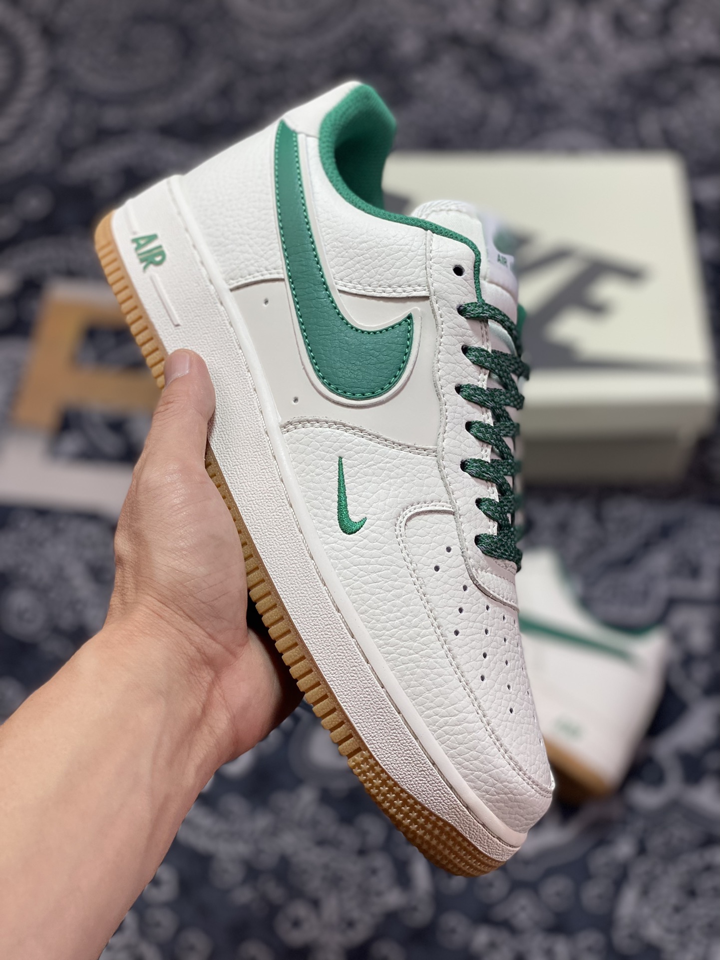 240 Nike Air Force 1’07 Low”Milky White/Grey/Gum”空军一号板鞋“奶白深绿小钩满天星生胶底”HD1689-103