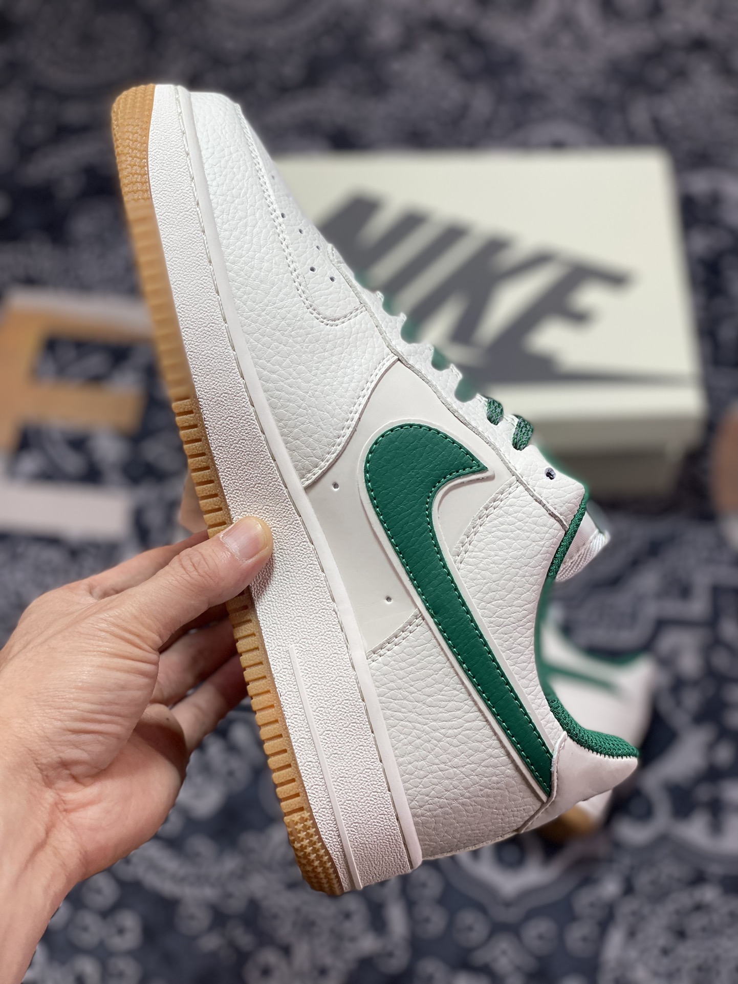 240 Nike Air Force 1’07 Low”Milky White/Grey/Gum”空军一号板鞋“奶白深绿小钩满天星生胶底”HD1689-103