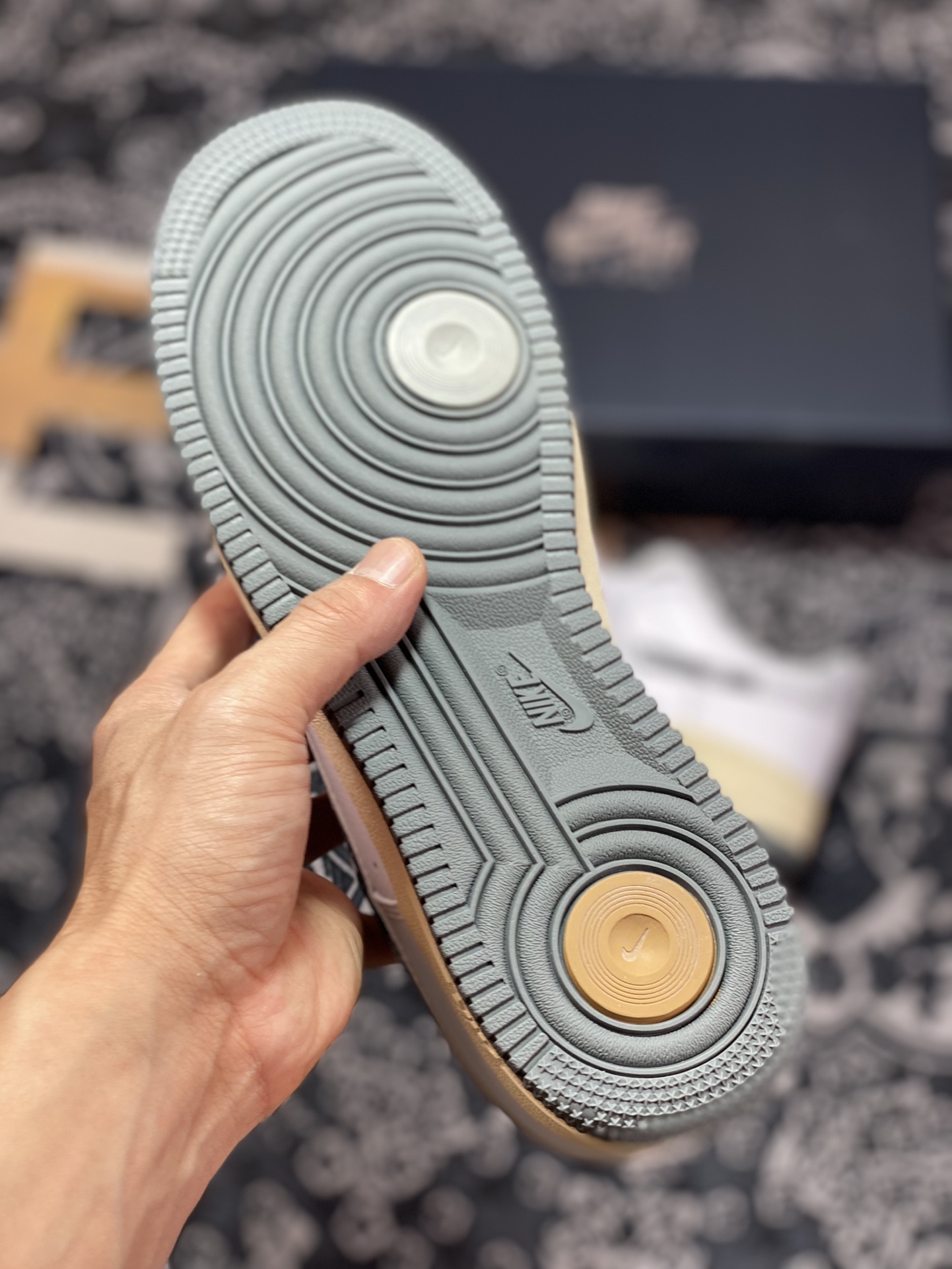 200  Nike Air Force 1'07 Low 空军一号低帮休闲板鞋 DV7183-100