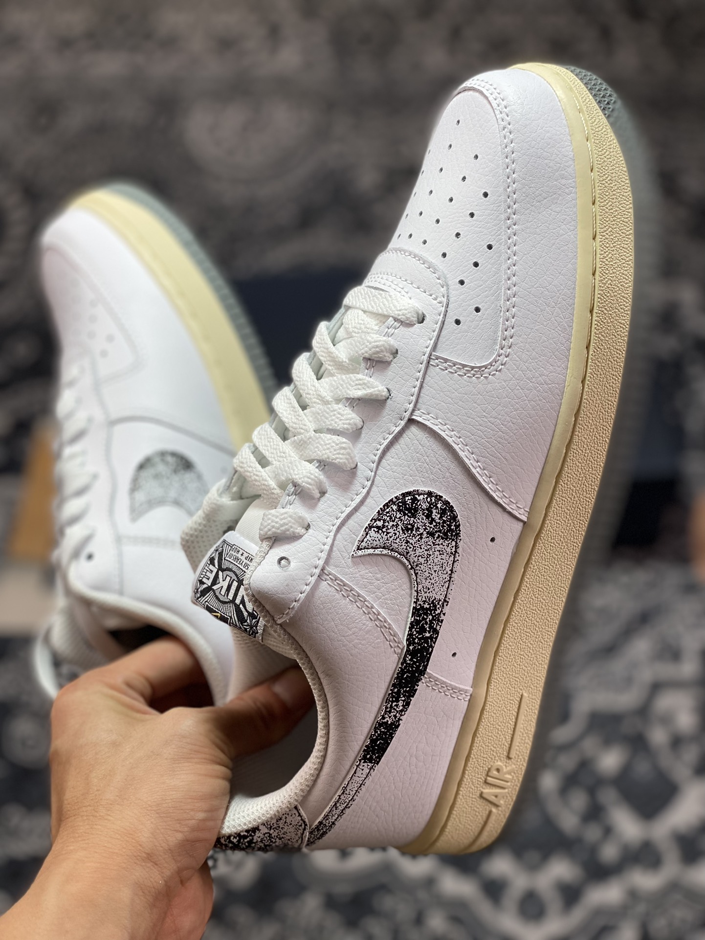 200  Nike Air Force 1'07 Low 空军一号低帮休闲板鞋 DV7183-100