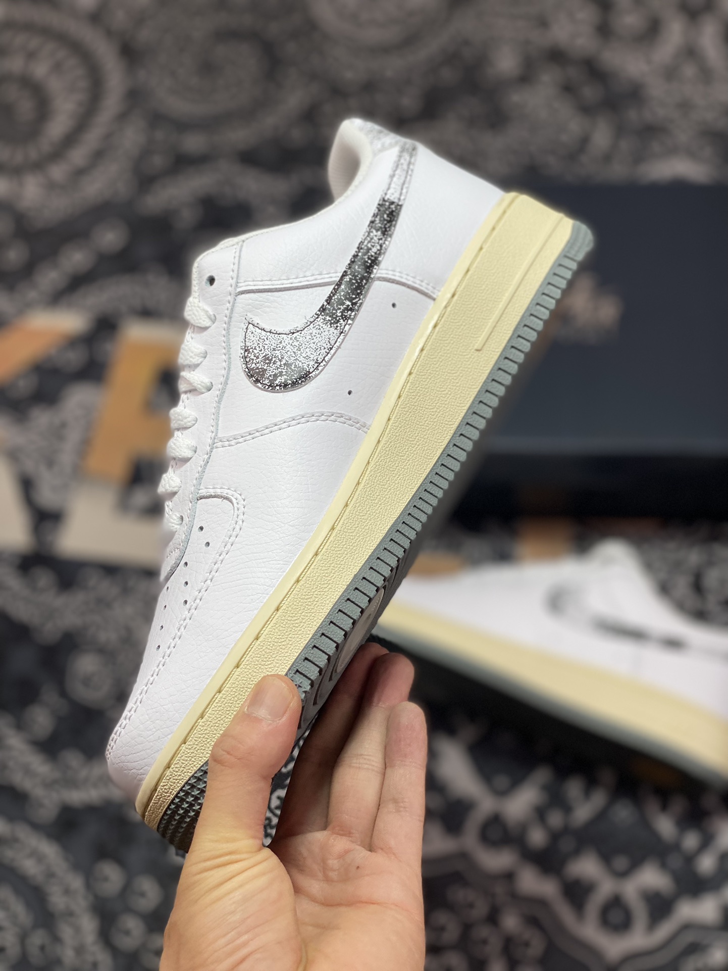 200  Nike Air Force 1'07 Low 空军一号低帮休闲板鞋 DV7183-100