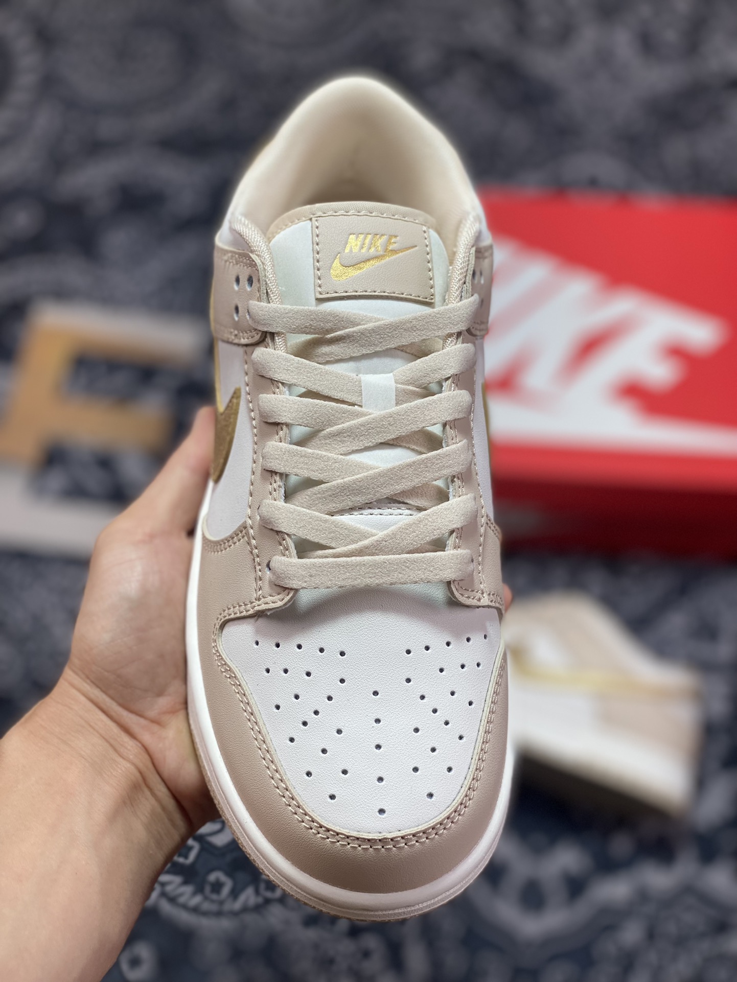 Nike Dunk Low ”Gold Swoosh” milk tea gold hook low-top casual sports sneakers DX5930-001