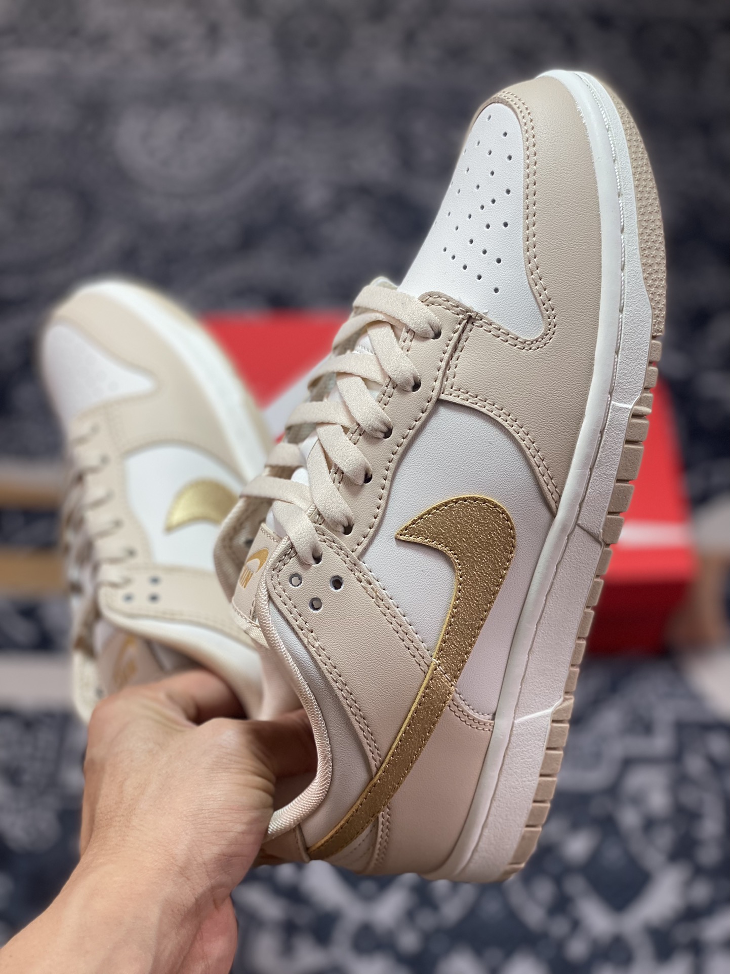 Nike Dunk Low ”Gold Swoosh” milk tea gold hook low-top casual sports sneakers DX5930-001