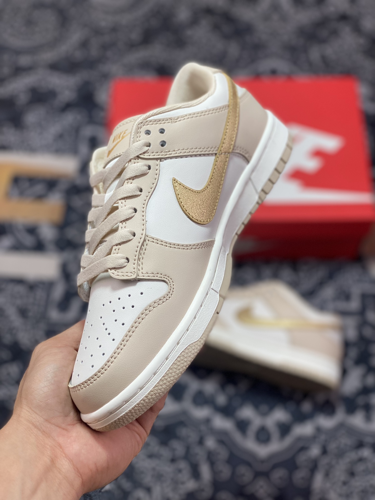 Nike Dunk Low ”Gold Swoosh” milk tea gold hook low-top casual sports sneakers DX5930-001