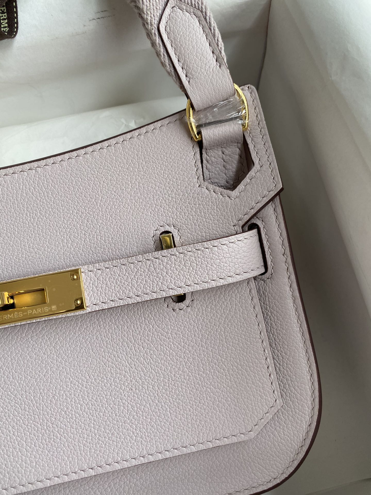 Hermès Jypsiere Mini Bag 22cm Evercolor Leather Dreamy Pink Purple Gold Hardware 4 i1686886632 1071 2