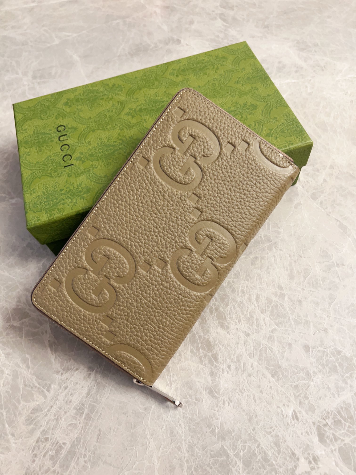 NO:673306,The new GG Ophidia new super double G series zipper handbag, shipped in original G leather!  Size 21x14x2.5cm, model 739482, Gucci wallet, gucci, wallets19860909新款GG Ophidia全新超级双G系列拉链手包,压G原厂皮出货！尺寸21x14x2.5cm,型号739482,Gucci钱包,gucci,wallets,欧美剧