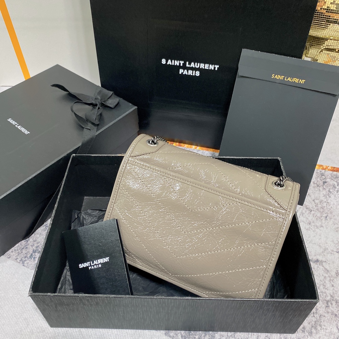Saint Laurent Haute Couture Classic Luxury Handbag Shoulder Crossbody 2