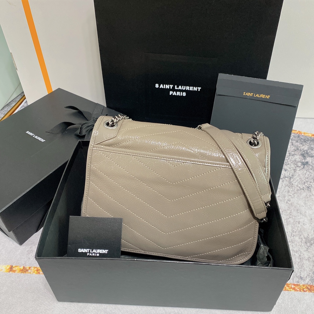 Saint Laurent Haute Couture Classic Luxury Handbag Shoulder Crossbody 2