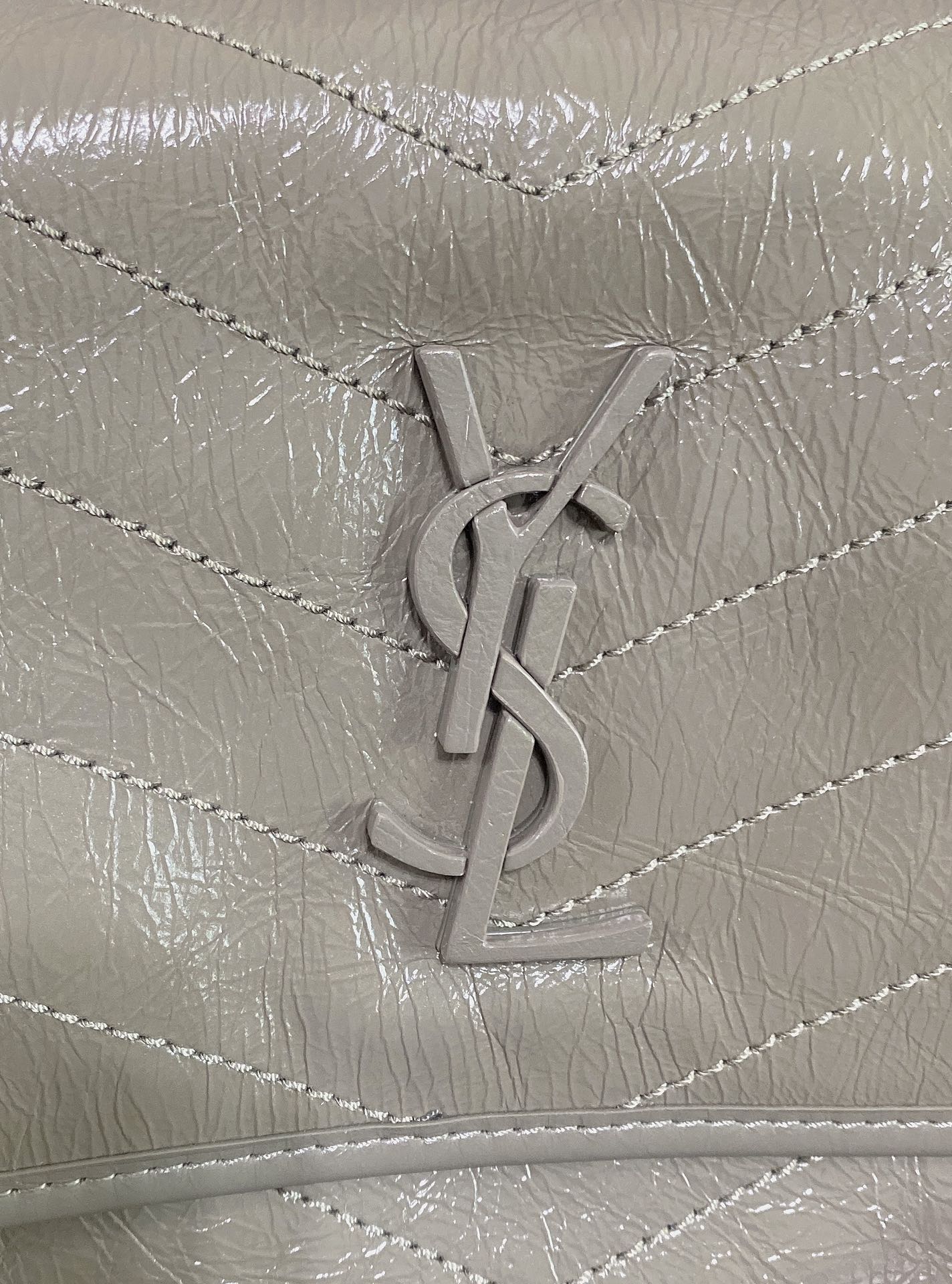 Saint Laurent Haute Couture Classic Luxury Handbag Shoulder Crossbody 6