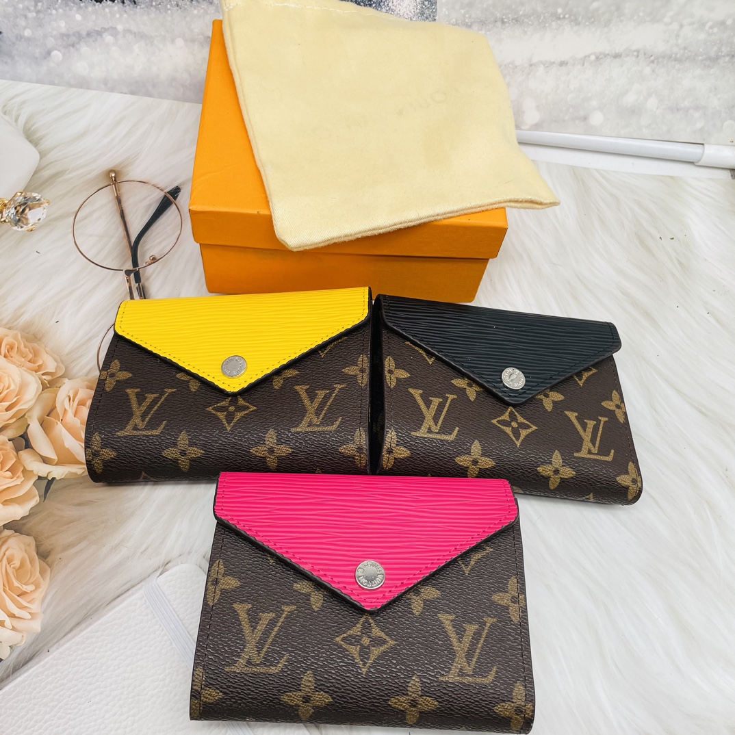 Color block leather wallet front